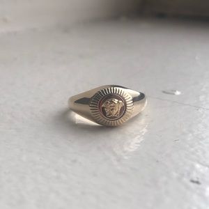 Versace signet ring size 15 NWT